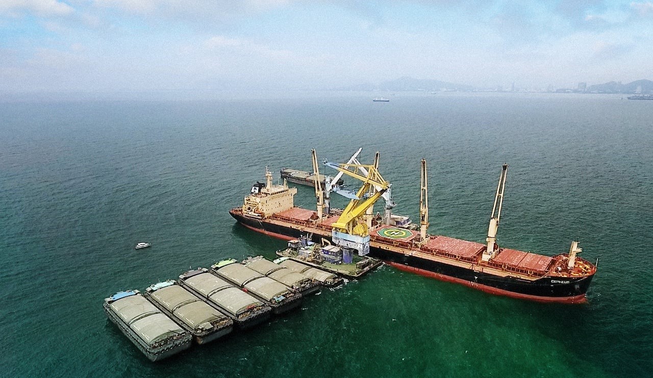 Bunge and CP Foods Pioneer Greater Transparency in Shipments of Deforestation-Free Soybeans Using Blockchain Technology Bunge and CP Foods Pioneer Greater Transparency in Shipments of Deforestation-Free Soybeans Using Blockchain Technology